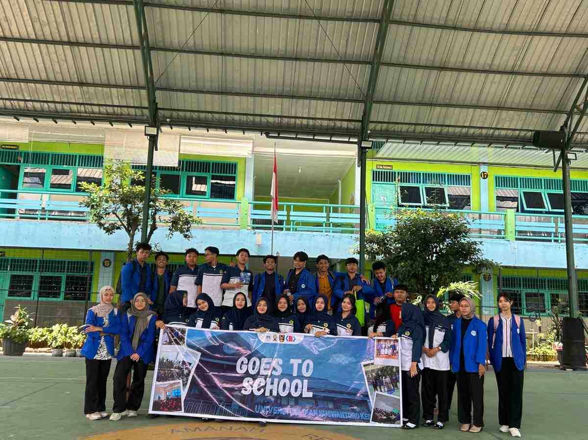 GOES TO SCHOOL BATCH 2